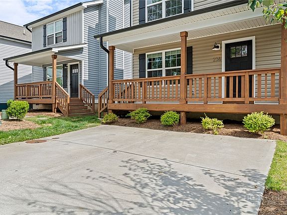 3rd image of 236 Stratford Lane