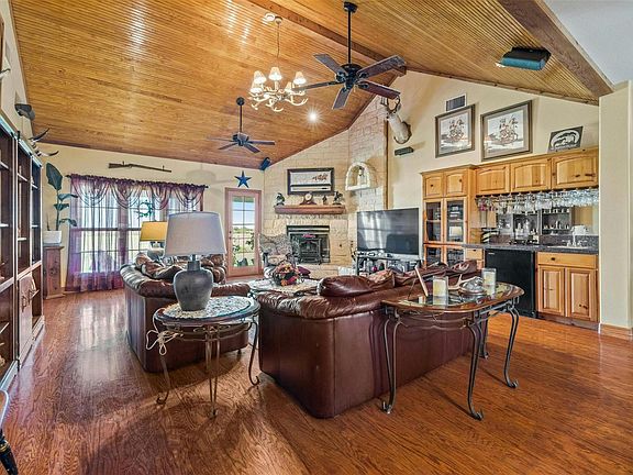 3rd image of 14410 & 14380 Hero Way W