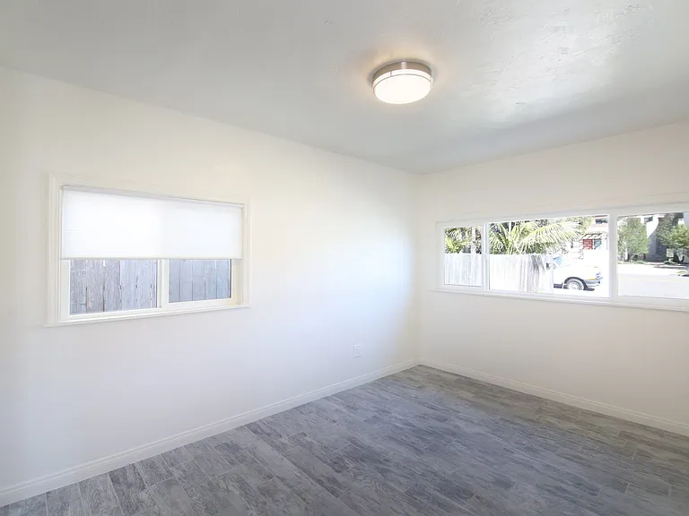 220 2nd St — Photo 10