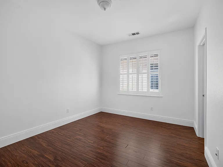 1901 Bright Willow Cir — Photo 17