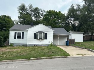 1717 Payne Dr, Jefferson City, MO 65101