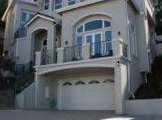 688 Via Rialto, Oakland, CA 94619