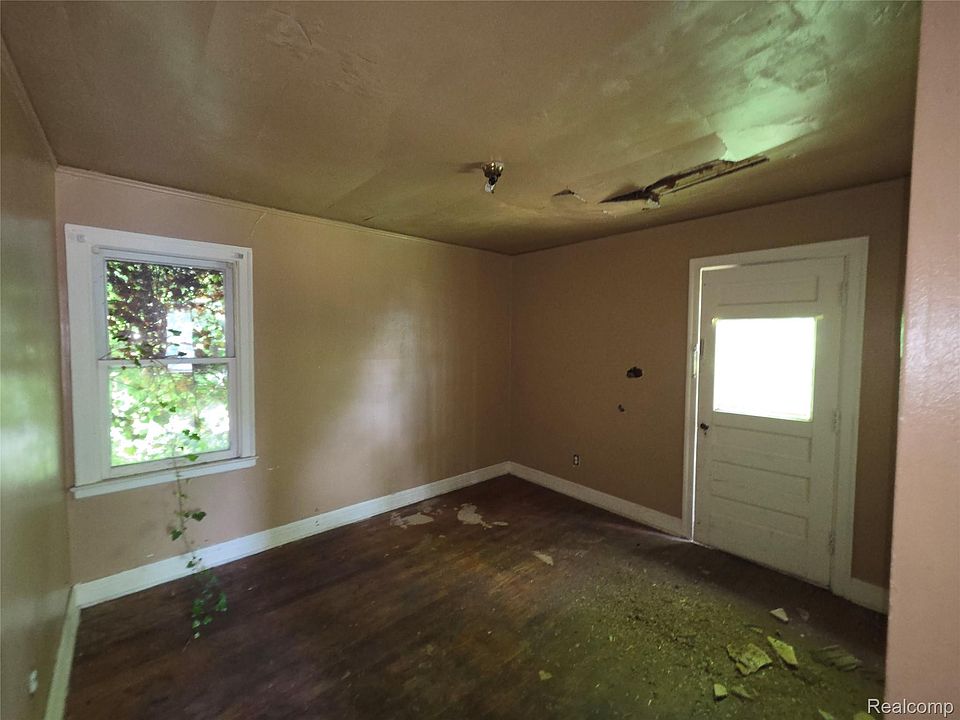 49th image of 5310 Grayton St
