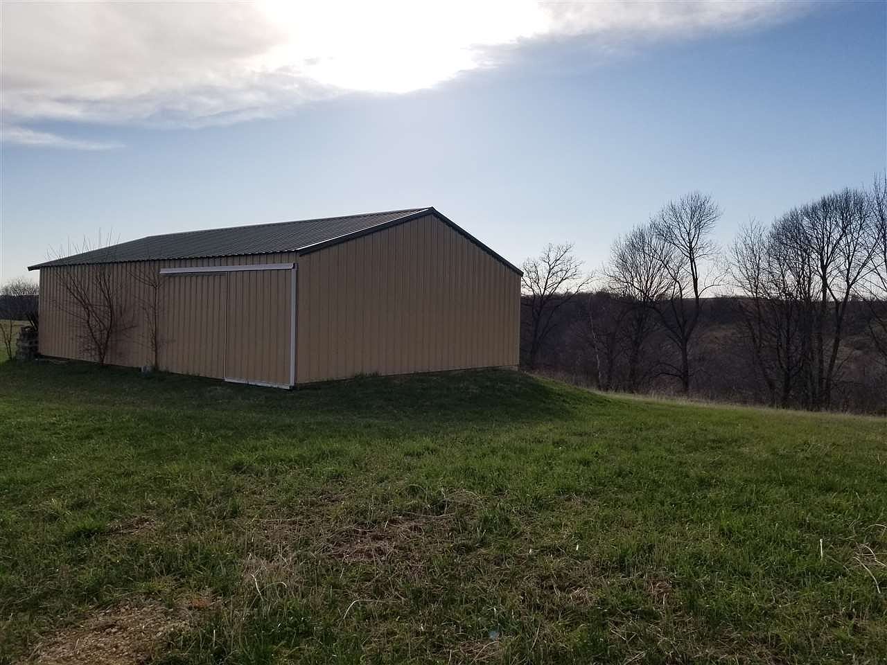 404 Lois Ln, Harpers Ferry, IA 52146 Zillow