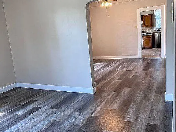 2829 E Sangamon Ave — Photo 20