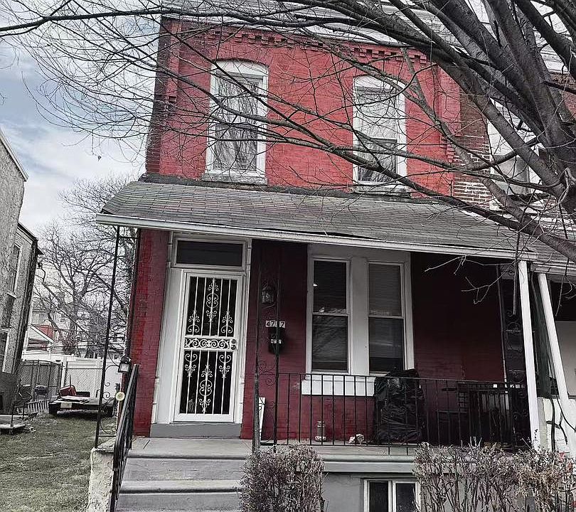1st image of 4717 Upland St