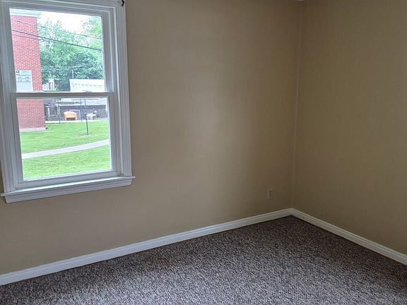 5th image of 314 Highland Pkwy APT 4