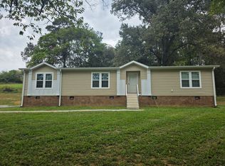 2946 Ellejoy Rd, Walland, TN 37886