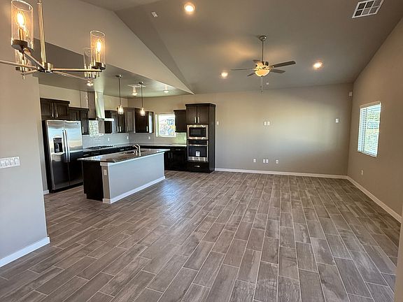 3rd image of 969 Keenland Ave