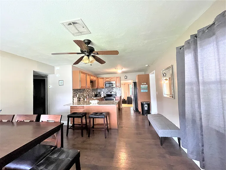 5106 104th St N — Photo 3