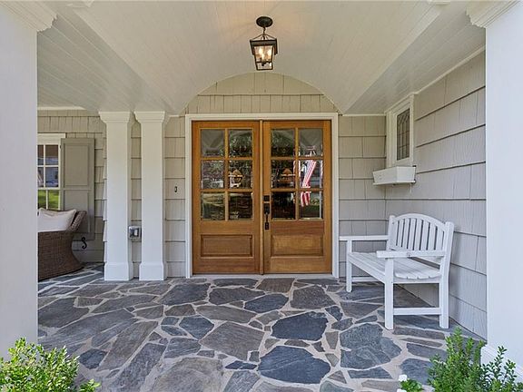 4th image of 912 Beaverbrook Dr NW