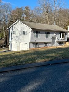 4 Crest Rd, Monson, MA, 01057