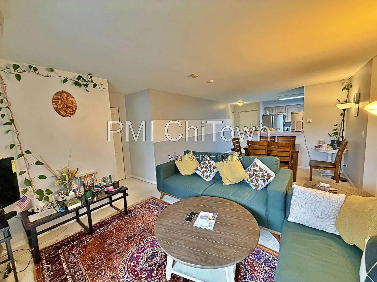 2 bed, 2.0 bath, 1039 sqft, $2,050 — Photo 3