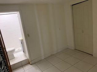 9025 SW 36th St, Miami, FL 33165