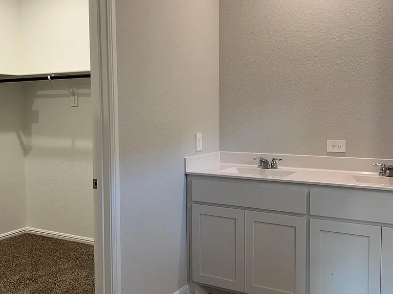 8520 Little Acorn Dr — Photo 8