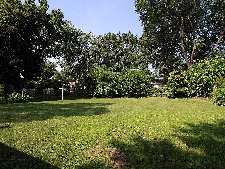 8526 Emerson Ave S — Photo 12