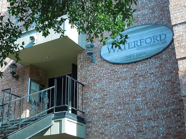 2 bed, 2.0 bath, 958 sqft, $1,500 — Photo 2