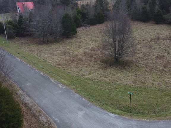 2nd image of 41 Hidden River Ave