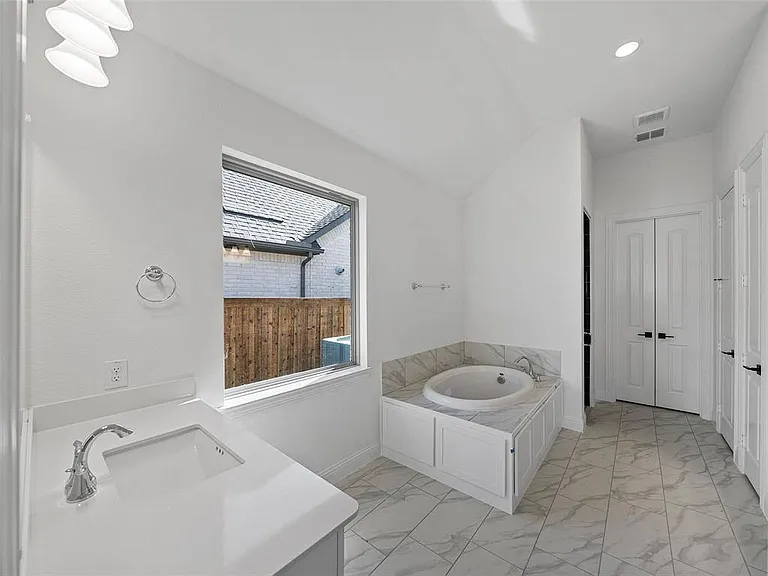 4280 Mill Pond Dr — Photo 23
