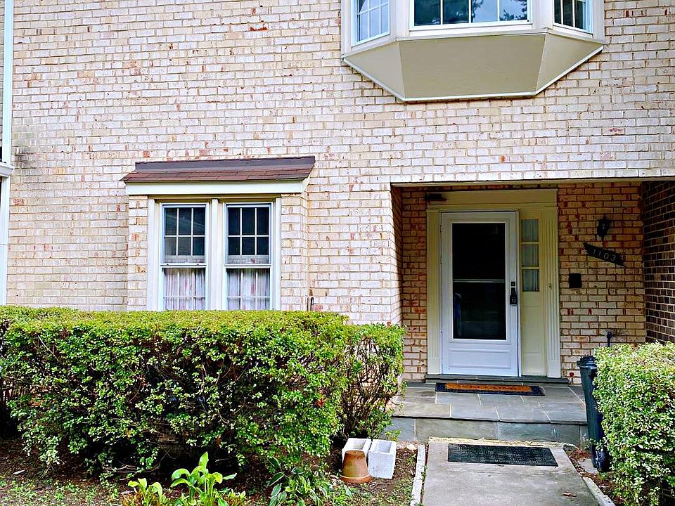 1st image of 1103 Moorefield Hill Ct SW