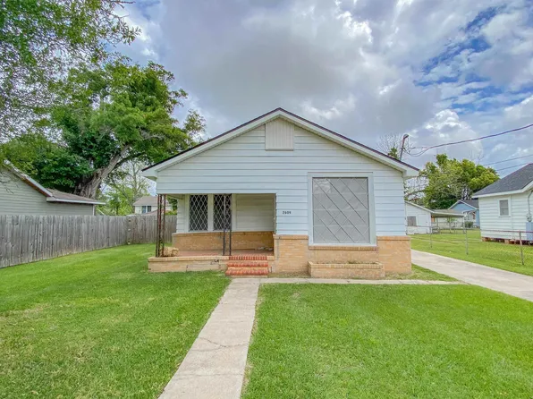 2609 Creole St, Lake Charles, LA 70601