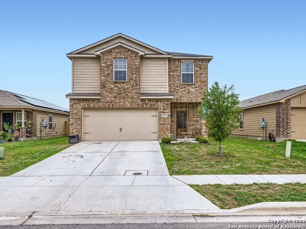 613 GREENWAY TRL, New Braunfels, TX 78132