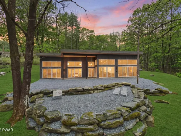 2216 River Rd, Damascus, PA 18415