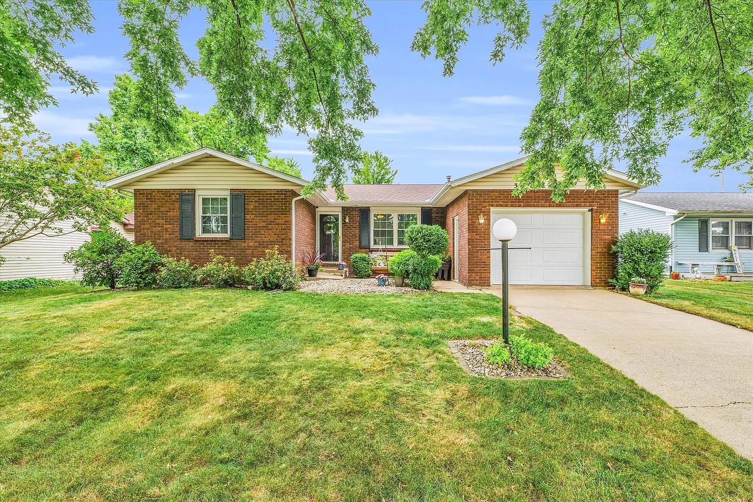 3004 Ladue Dr photo 1