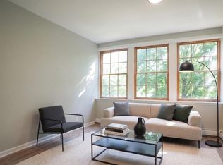 366 Main St APT 101, Warren, RI 02885