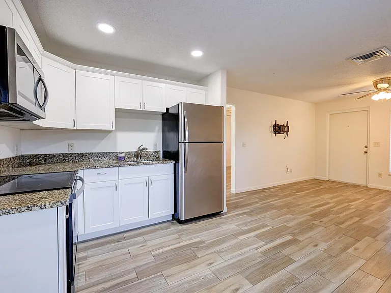 947 Fra Mar Pl — Photo 9