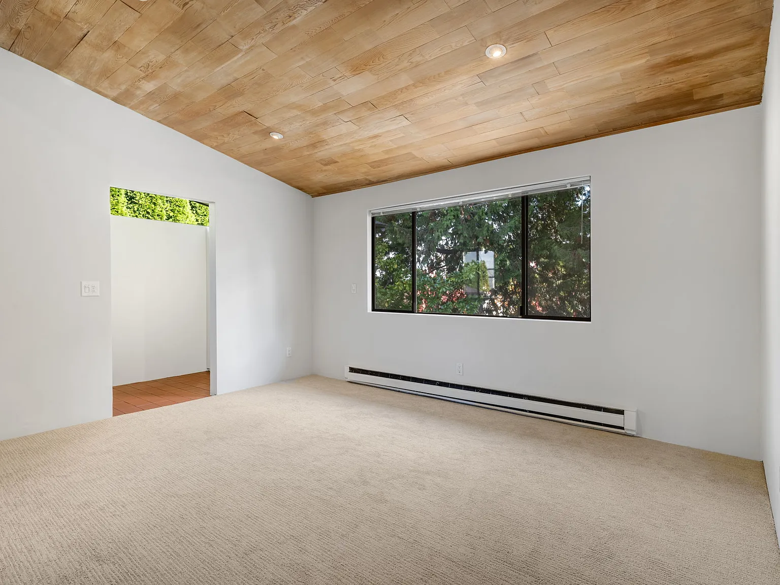 2 bed, 960 sqft, $2,850 — Photo 2