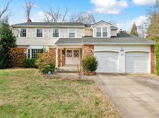 1200 Forestwood Dr, Mc Lean, VA 22101