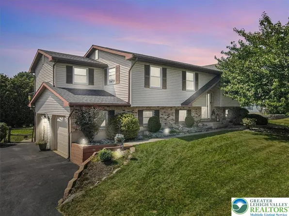 3491 Crestwood Dr, Bethlehem, PA 18020