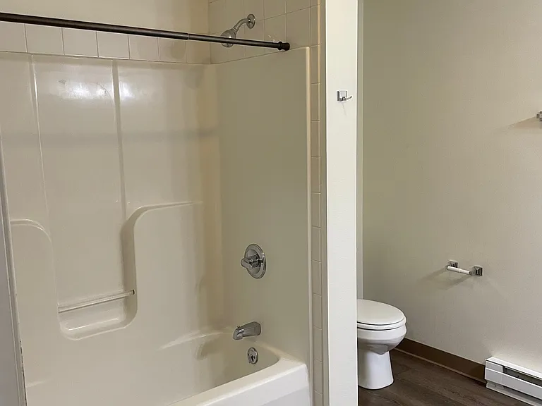 830 Union St — Photo 40