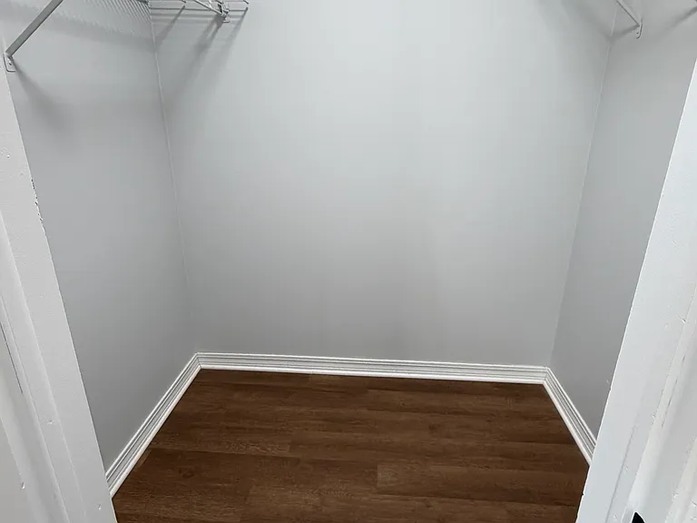 8129 Village Gate Ct — Photo 17