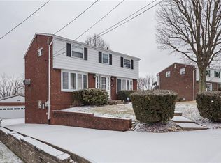 748 Macbeth Dr, Pittsburgh, PA 15235