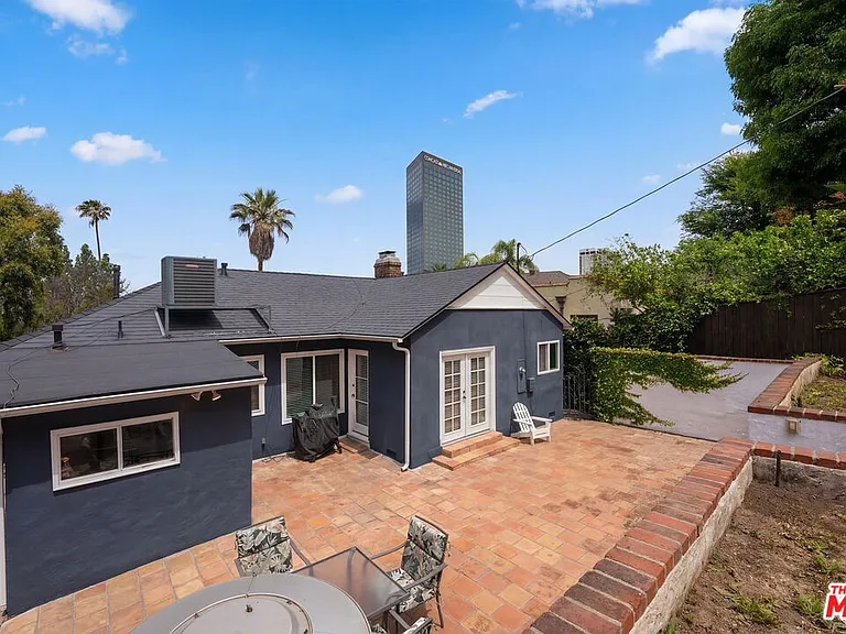 3740 Lankershim Blvd — Photo 17