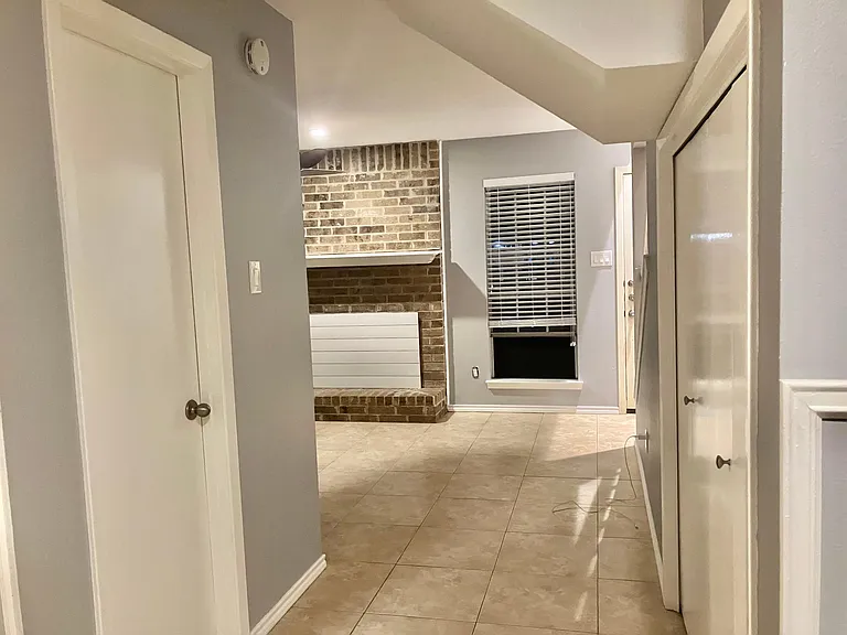 6010 Westcreek Dr #B — Photo 7