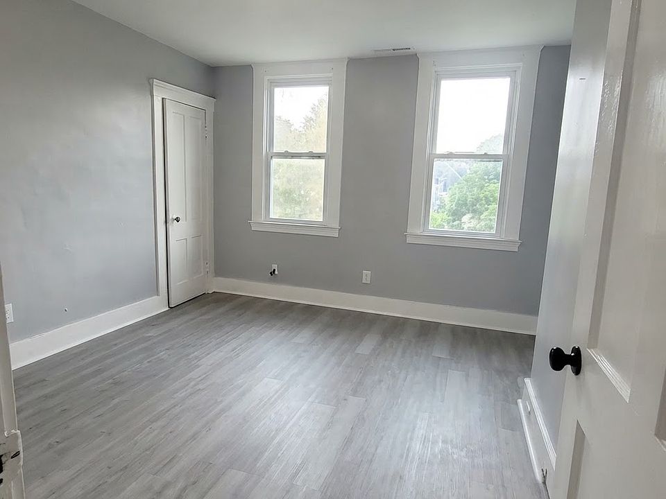 1st image of 449 Dixwell Ave #3