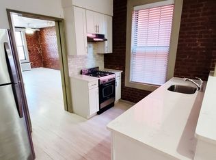 32-64 41st St #2H, Astoria, NY 11103