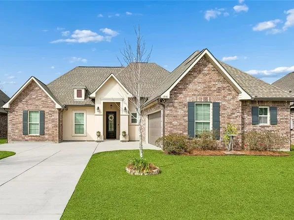 1816 Justin Dr, Covington, LA 70435
