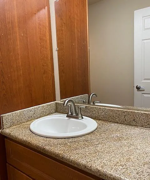 1029 El Camino Real #2 — Photo 9