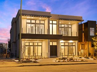 4120 W 1a St SW #B, Calgary, AB T2S1R8