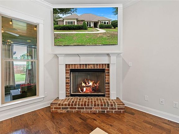 4th image of 9583 Kasey Ct