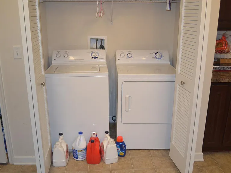 5301 Wyndholme Cir #101 — Photo 21