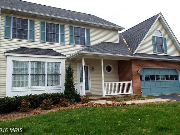 2nd image of 273 Maplewood Ct
