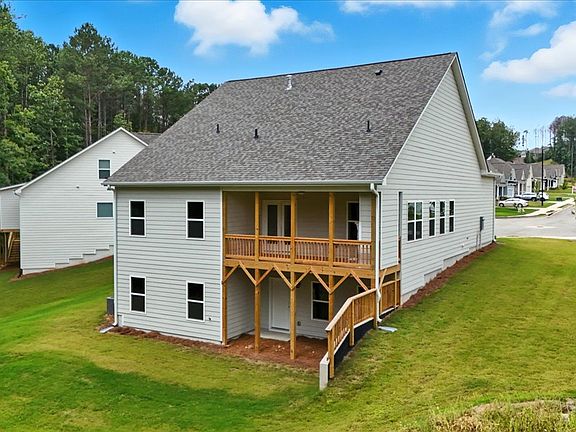 7th image of this home