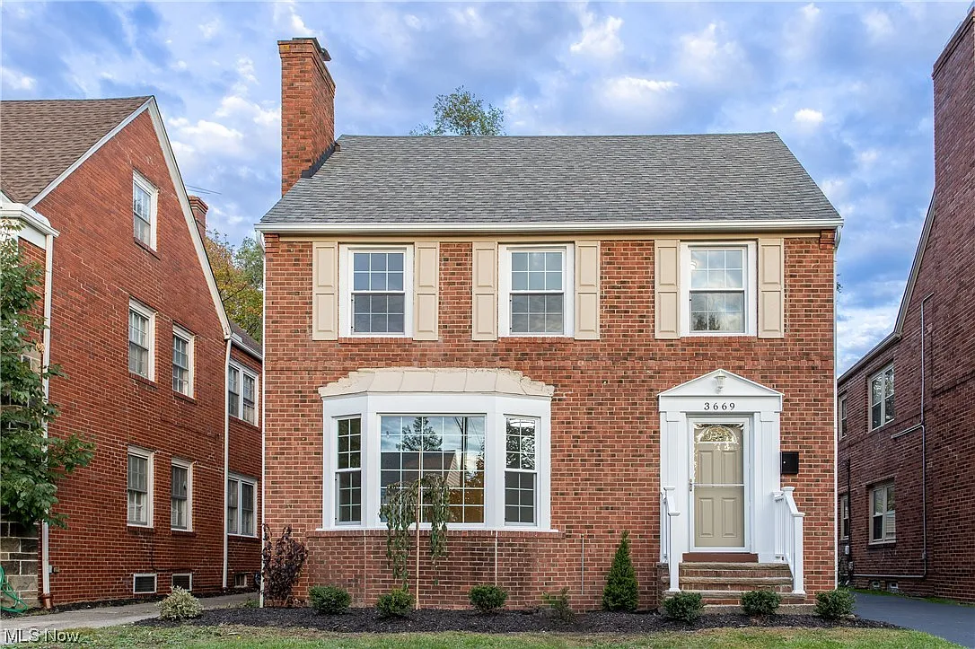 3669 Lynnfield Rd photo 1