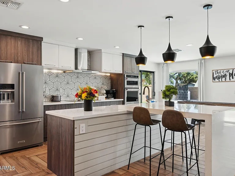 5301 E Tierra Buena Ln — Photo 15