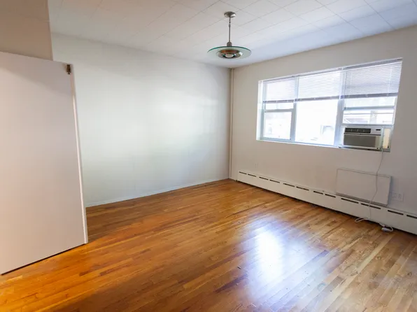 427 Humboldt Street image 11 of 68